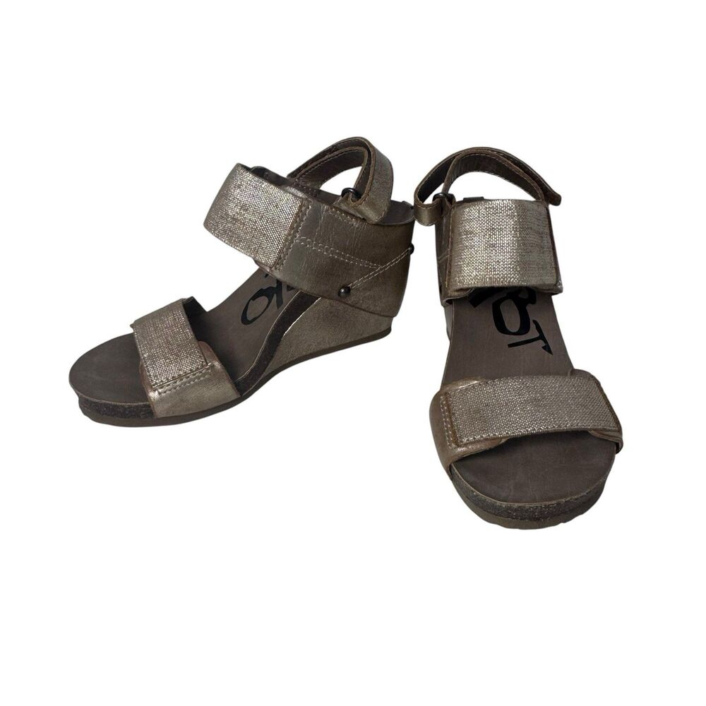 OTBT Shoes Womens Size 5.5 Trailblazer Metallic Rose Gold Leather Wedge Sandals